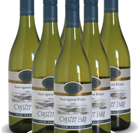 Australian Hotel - Accommodation Nelson Bay