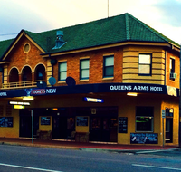 Queens Arms Hotel - Accommodation Nelson Bay