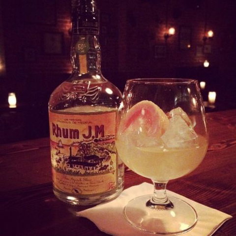 Sneaky Tony's - Accommodation Nelson Bay 0