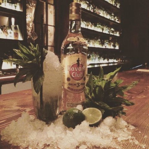 Sneaky Tony's - Accommodation Nelson Bay 1