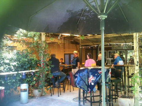 Blyth Hotel - Accommodation Nelson Bay 2