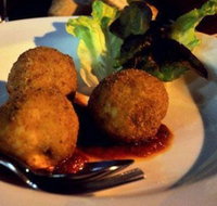 Via Napoli Pizzeria - Accommodation Nelson Bay