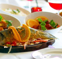 Bundu Khan - Accommodation Nelson Bay