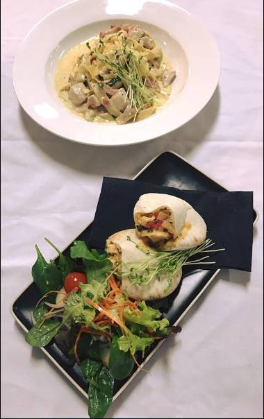 Woods And Irons Restaurant @ The Moranbah Golf Club - Accommodation Nelson Bay 2