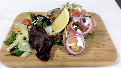 Woods And Irons Restaurant @ The Moranbah Golf Club - Accommodation Nelson Bay 3