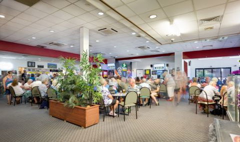 Taree Leagues Sports Club - Accommodation Nelson Bay 3