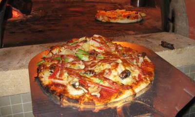 Roadies Cafe - Accommodation Nelson Bay 2