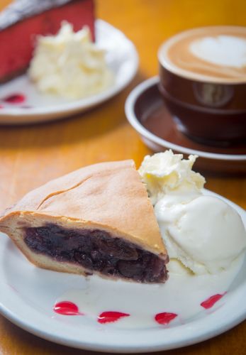 Andy’s Cherry Pie Cafe - Accommodation Nelson Bay 1