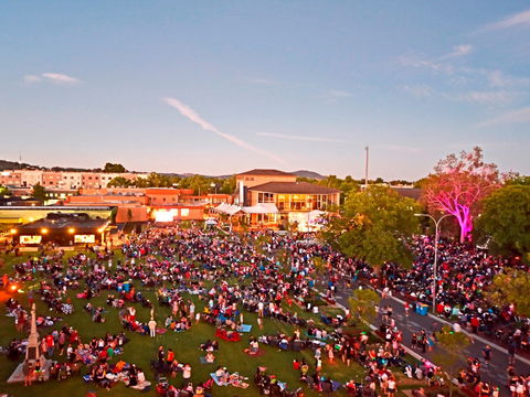 Albury Carols By Candlelight - Accommodation Nelson Bay 1