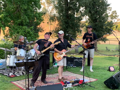 Angas Plains Wines Live In The Vines, With The Band -Wisky Jak - Accommodation Nelson Bay 2