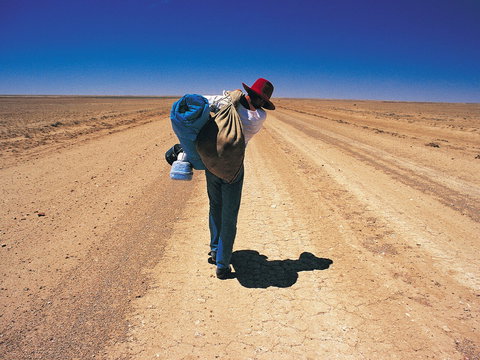 A Portrait Of Australia: Stories Through The Lens Of Australian Geographic - Accommodation Nelson Bay 0