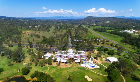 Christmas In July At The Kooralbyn ValleyResort - Accommodation Nelson Bay 0