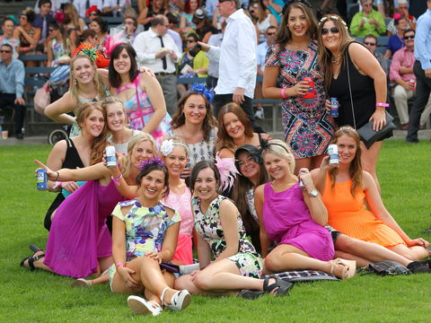 Albury Racing Club Boxing Day Races - Accommodation Nelson Bay 2