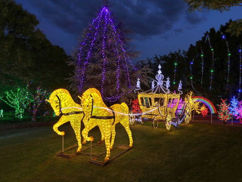 Christmas Lights Spectacular At Hunter Valley Gardens - Accommodation Nelson Bay 2