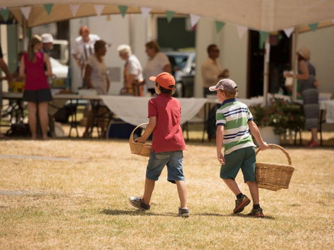 Nundle Country Picnic - Accommodation Nelson Bay 1