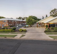 Emerald Maraboon Motor Inn - Accommodation Nelson Bay