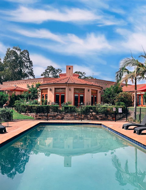 Estate Tuscany - Accommodation Nelson Bay 2