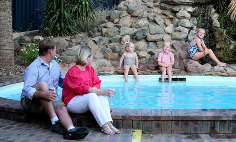 Longreach Motor Inn - Accommodation Nelson Bay 2