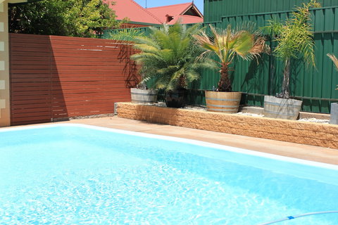 Lodge Outback Motel - Accommodation Nelson Bay 3