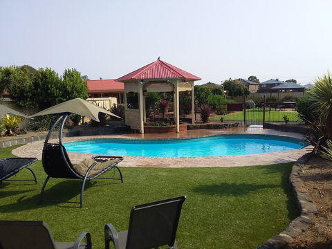 Werribee Park Motor Inn - Accommodation Nelson Bay 3