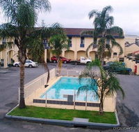 Econo Lodge Hacienda International - Accommodation Nelson Bay