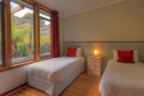 Driftwood Cottages - Accommodation Nelson Bay 7