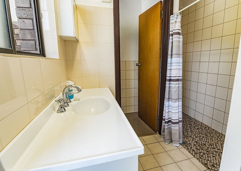 Emu Beach Chalets - Accommodation Nelson Bay 6