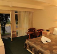 Absolute Lakes Entrance - Accommodation Nelson Bay