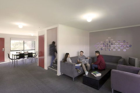 Macquarie University Village - Accommodation Nelson Bay 6