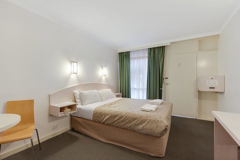 Alexander Motor Inn & Apartments - Accommodation Nelson Bay 6