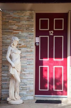 Edinburgh Motor Inn - Accommodation Nelson Bay 1