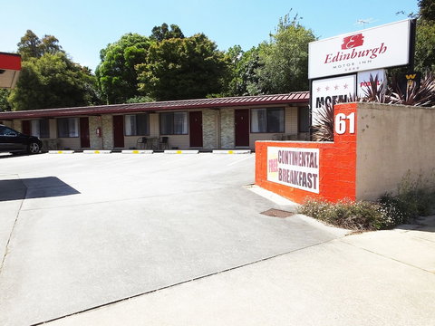 Edinburgh Motor Inn - Accommodation Nelson Bay 2