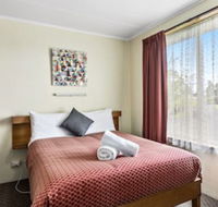 Sharonlee Strahan Villas - Accommodation Nelson Bay