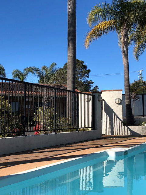 Sunseeker Motor Inn - Nelson Bay Accommodation.com 1