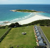 Diamond Island Resort  Bicheno Penguin Show - Accommodation Nelson Bay