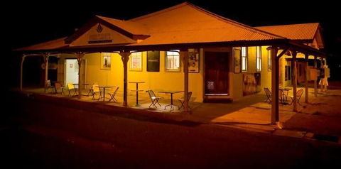Club Boutique Hotel Cunnamulla - Accommodation Nelson Bay 1