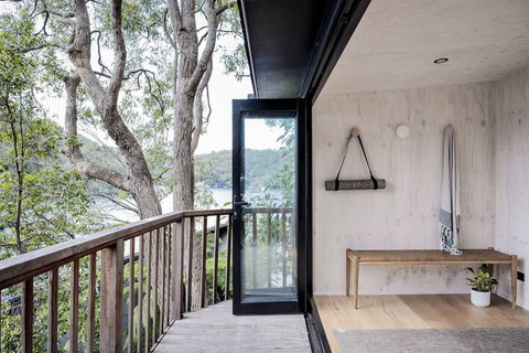 Calabash Bay Lodge - Nelson Bay Accommodation.com 6