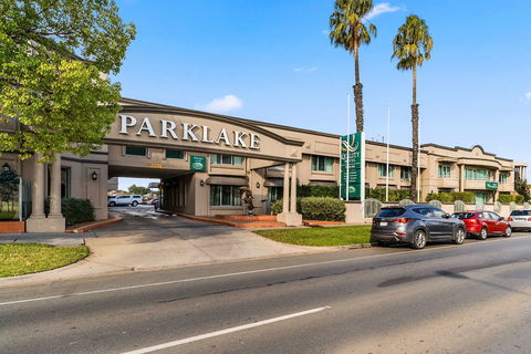 Quality Hotel Parklake Shepparton - Accommodation Nelson Bay 0