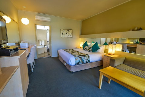Comfort Inn & Suites Lakes Entrance - Accommodation Nelson Bay 6