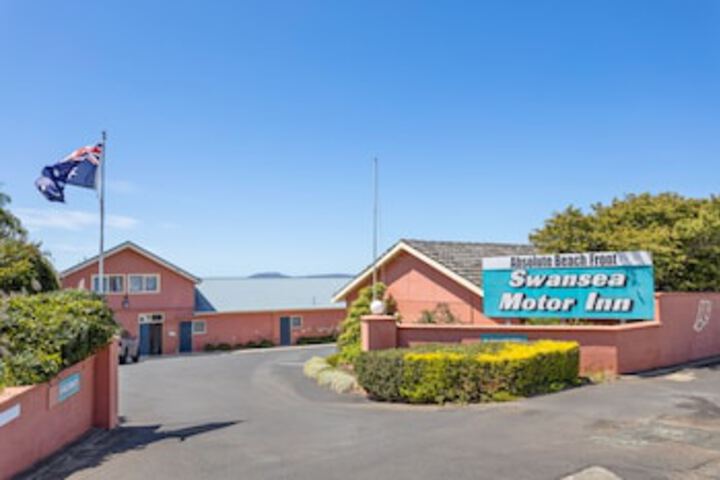 Apslawn TAS Accommodation Nelson Bay