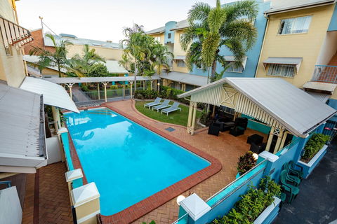 Cairns Queens Court - Accommodation Nelson Bay 5