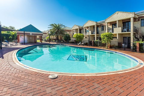 Country Comfort Perth - Accommodation Nelson Bay 0