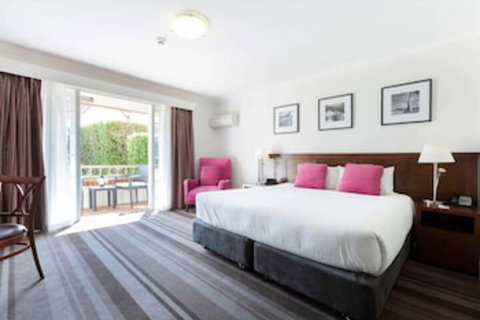 Mercure Canberra - Accommodation Nelson Bay 0