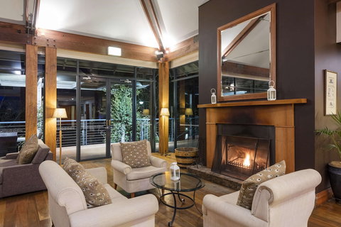 Oaks Cypress Lakes Resort - Accommodation Nelson Bay 0