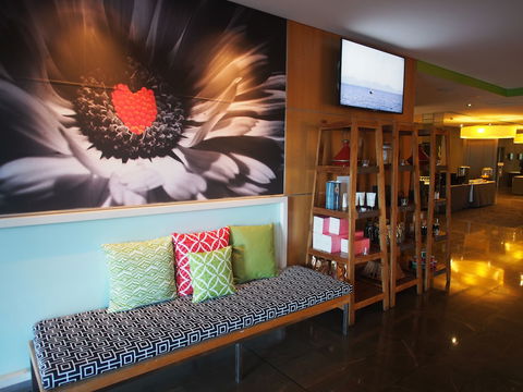 Hotel Urban St Leonards - Nelson Bay Accommodation.com 4