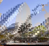 Oaks Brisbane Festival Suites - Accommodation Nelson Bay