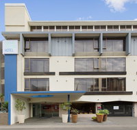 Cosmopolitan Hotel - Accommodation Nelson Bay