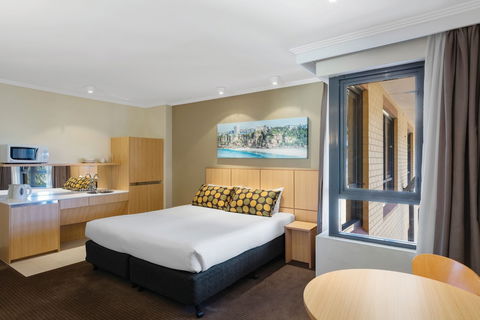 Travelodge Hotel Manly Warringah Sydney - Nelson Bay Accommodation.com 6