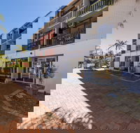 Billabong Backpackers Resort - Nelson Bay Accommodation.com