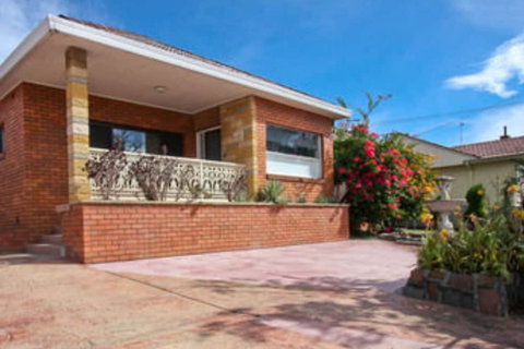 Jesmond Executive Villas - Accommodation Nelson Bay 1